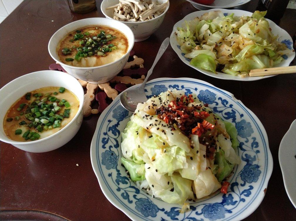 凉拌手撕包菜