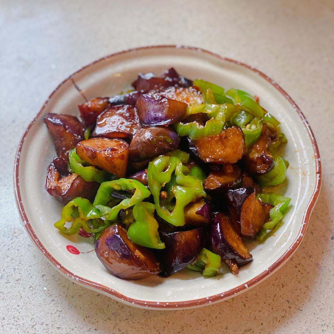 比肉好吃百倍的素炒茄子