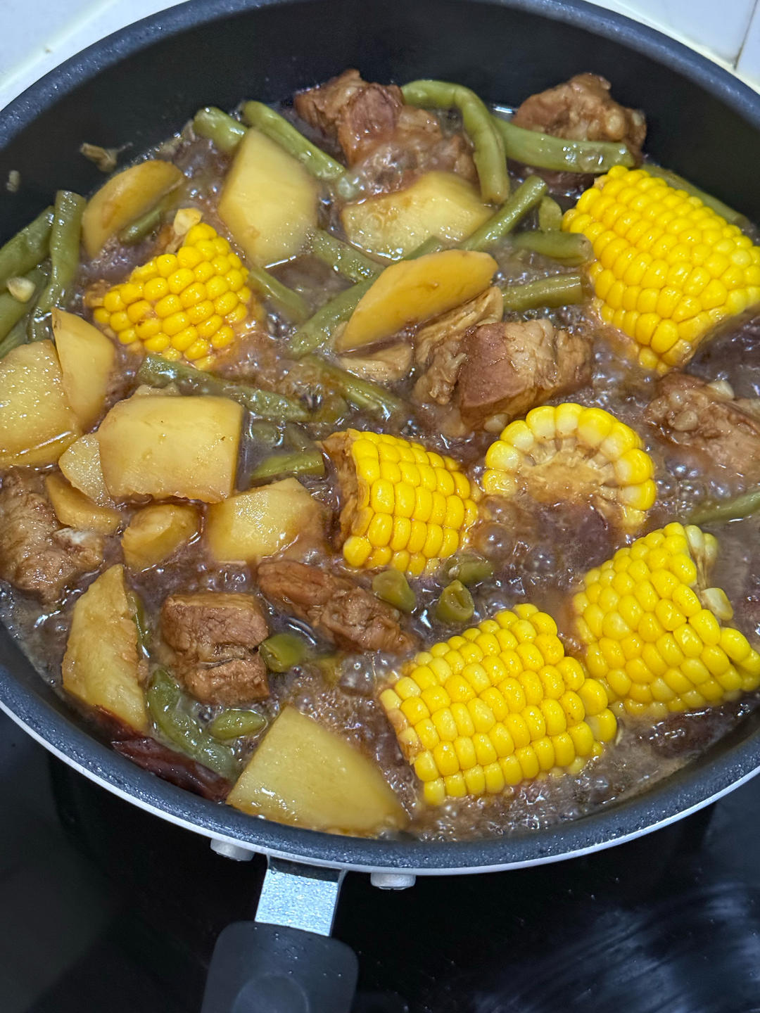 硬菜代表--排骨炖豆角土豆（豆角焖面胚子）
