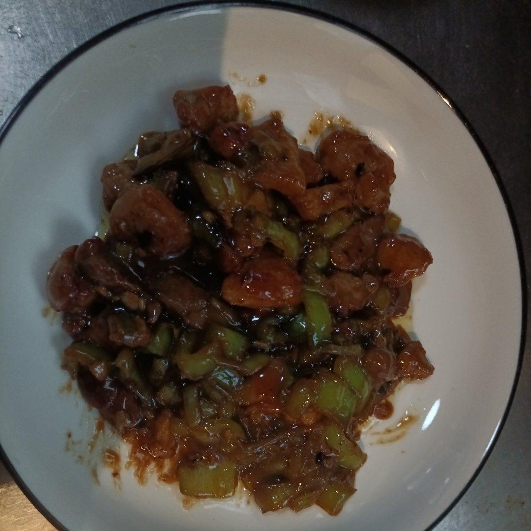 ‼️好吃到舔盘的青椒肉丝盖浇饭