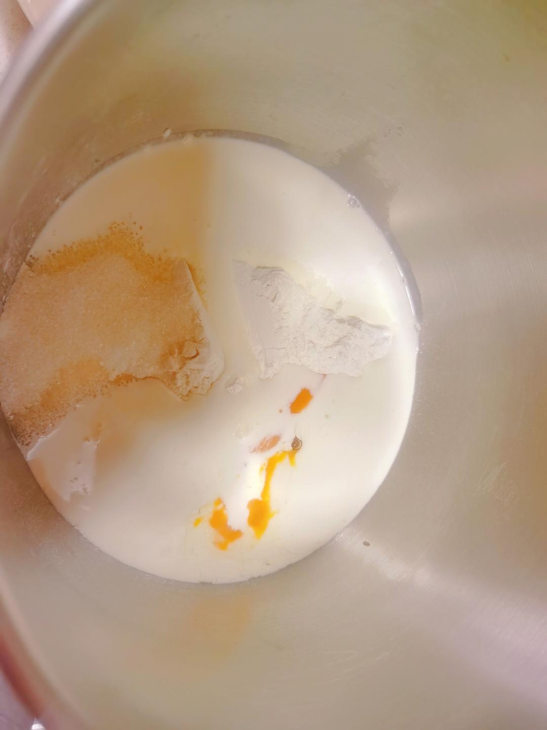 纯奶手撕吐司的做法 步骤1