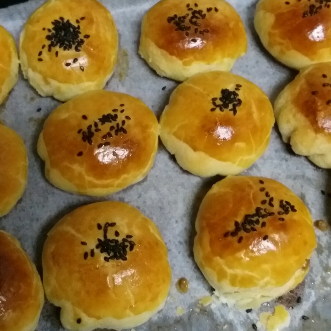 泳式鲜肉榨菜月饼