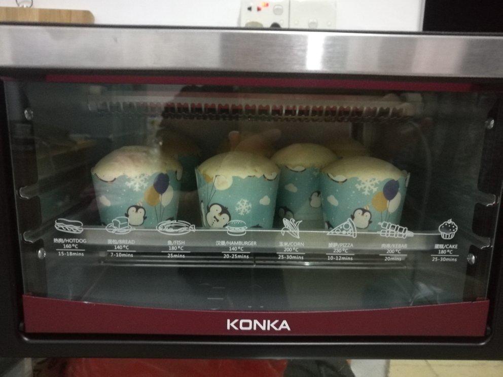 棉花纸杯蛋糕