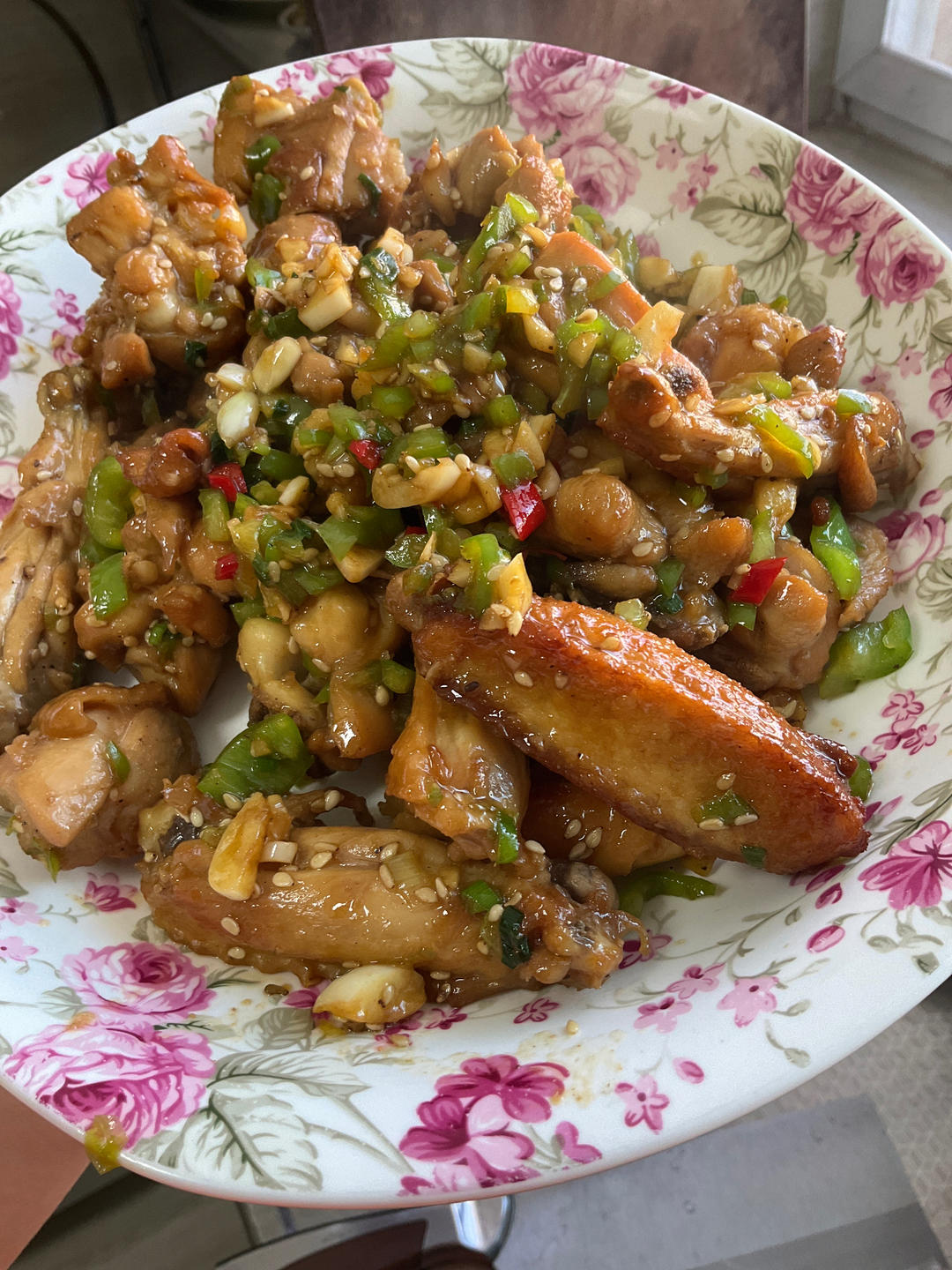 好吃到舔手指的蒜香鸡翅🐤