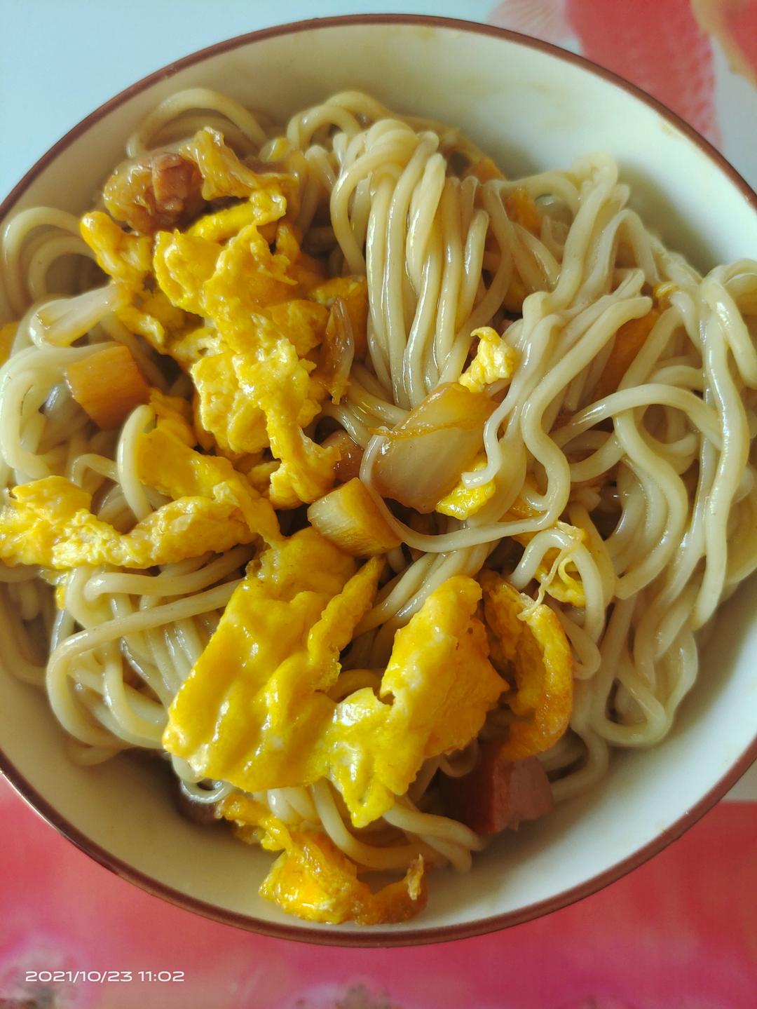 好吃到舔盘‼️酱香浓郁！快手肉末拌面