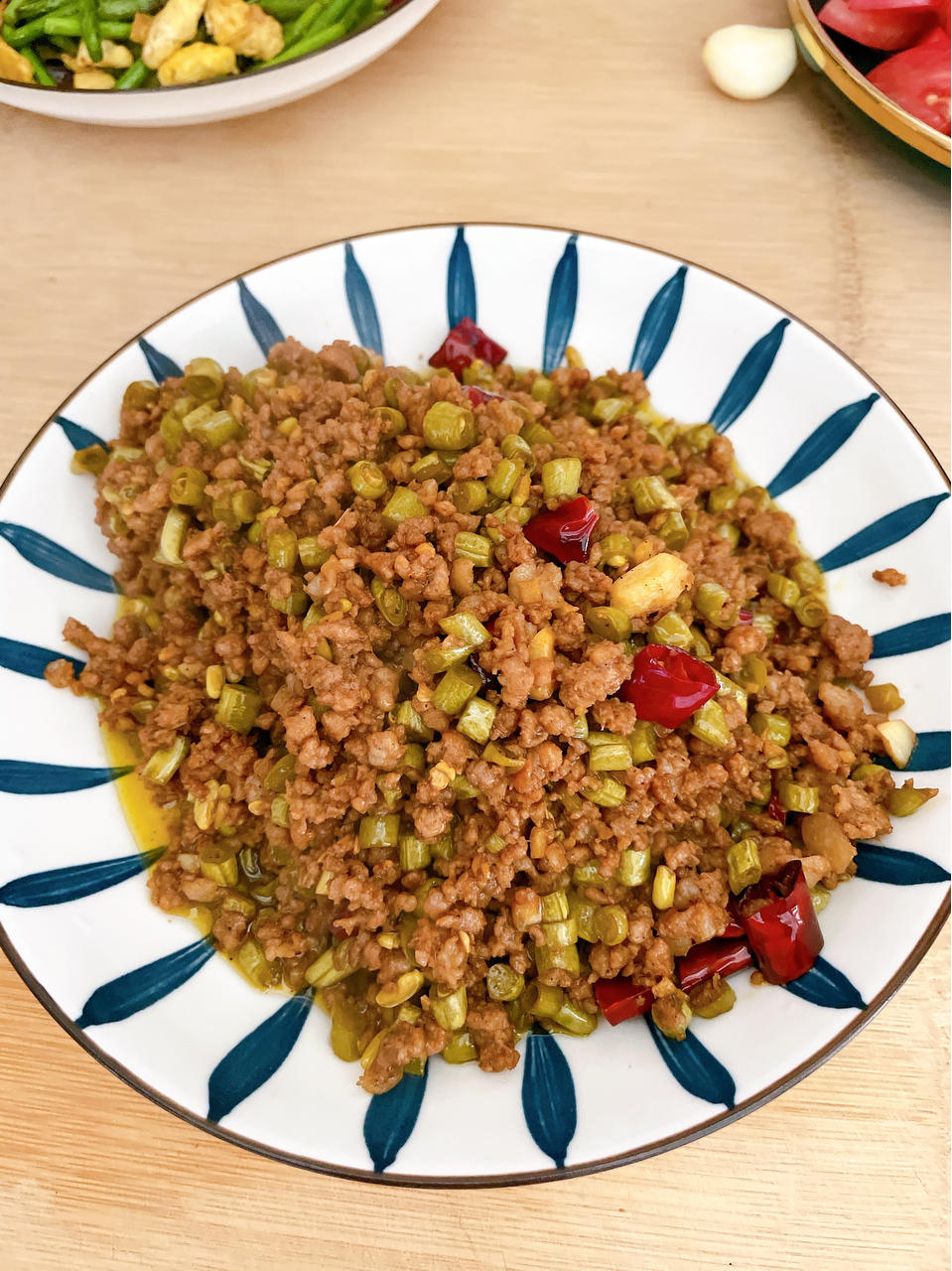 酸豆角炒肉沫