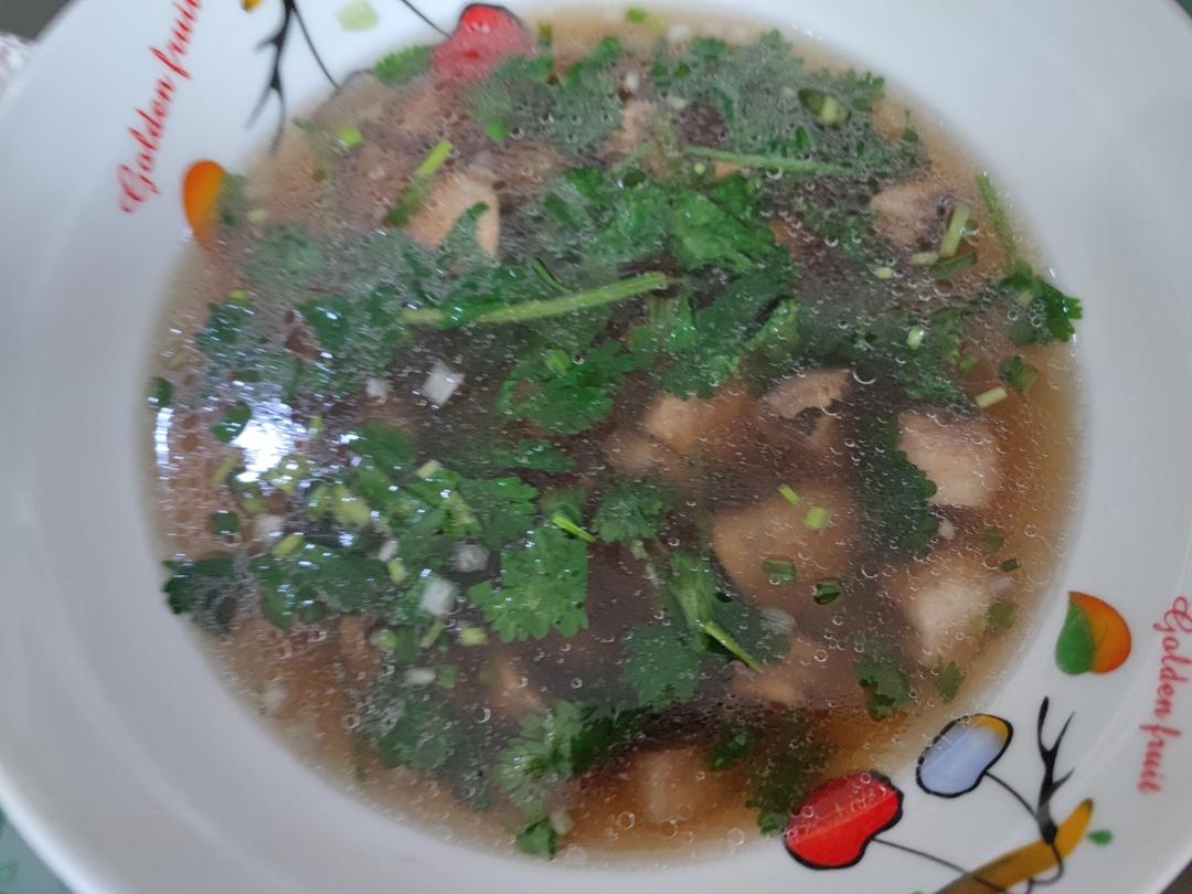 明明是素汤 却鲜得像鸡汤一样的「口蘑汤」