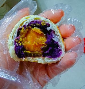 紫薯蛋黄酥的做法 步骤22
