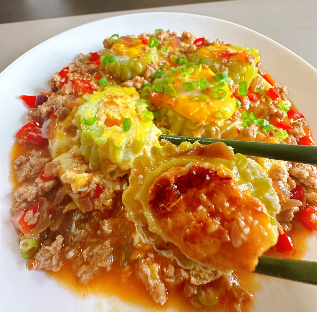 高级饭店苦瓜68元一份，这是我吃过最好吃的苦瓜，这做法真是好