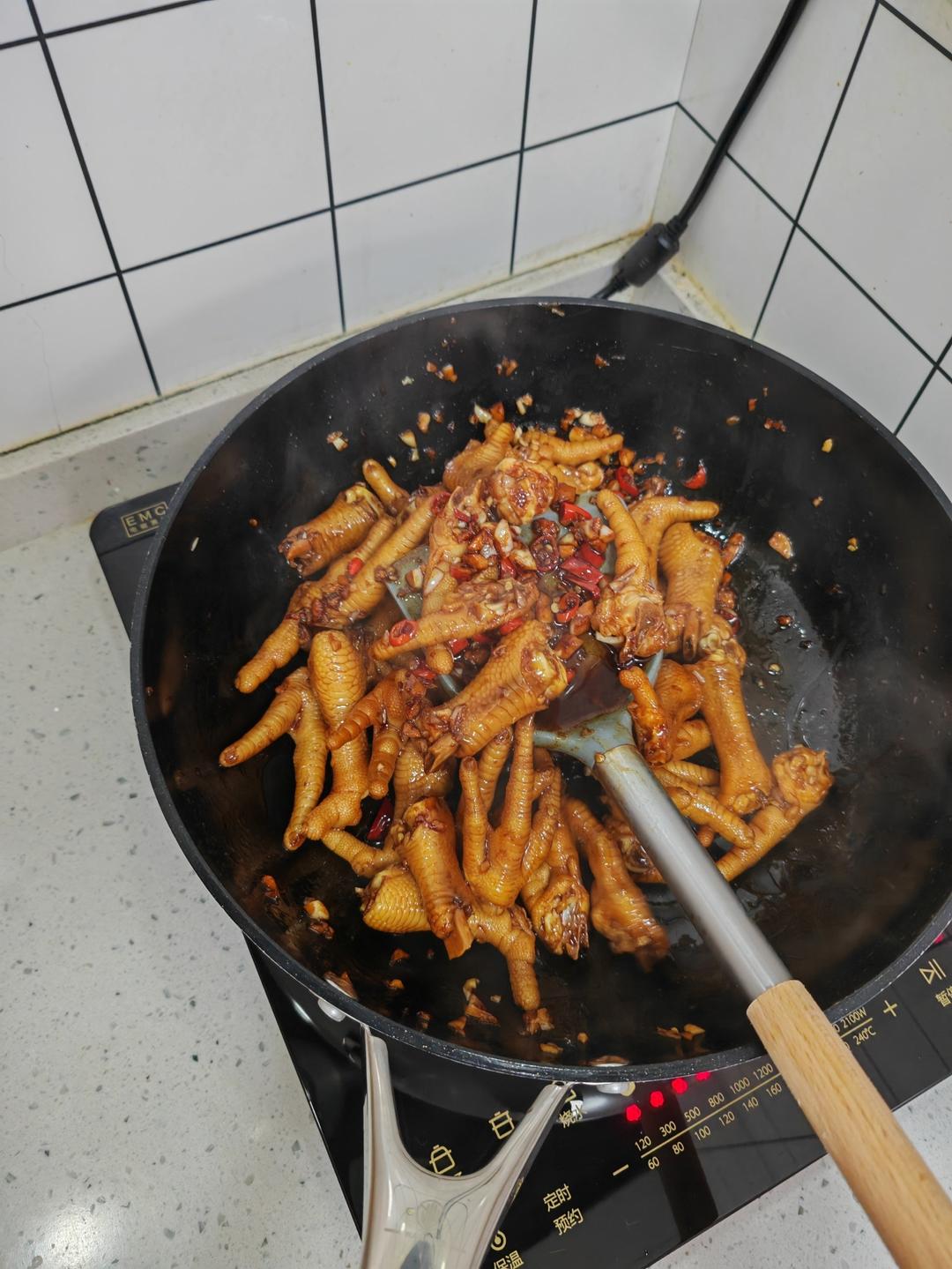 香辣鸡爪