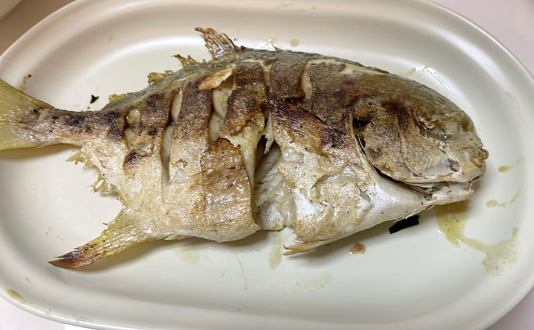 香煎鲳鱼