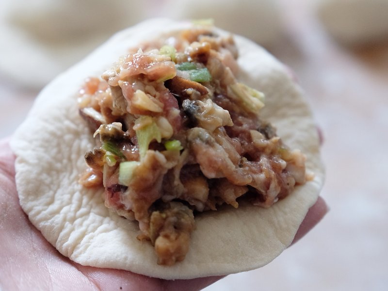 蒸一屉软软的美极三鲜包,什么馅这么香