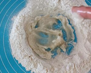在家就能吃到的鲜肉月饼                                   酥的直掉渣                                   （大包酥和小包酥版）的做法 步骤4