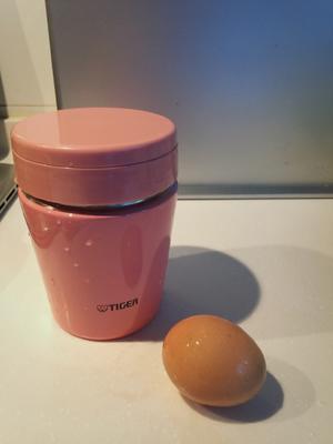 简单又好吃的日式温泉蛋的做法 步骤1