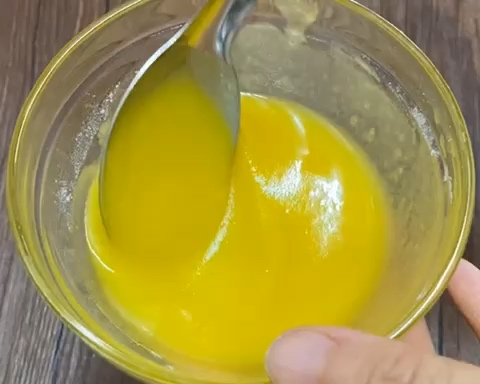 家常葱香发面饼 外酥里软葱香味十足 附系列视频详解的做法 步骤3