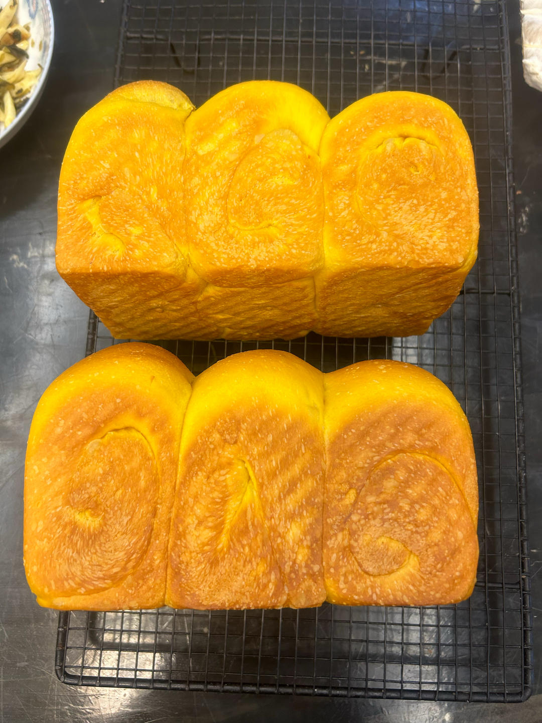 金灿灿的南瓜吐司，松软得没话说！