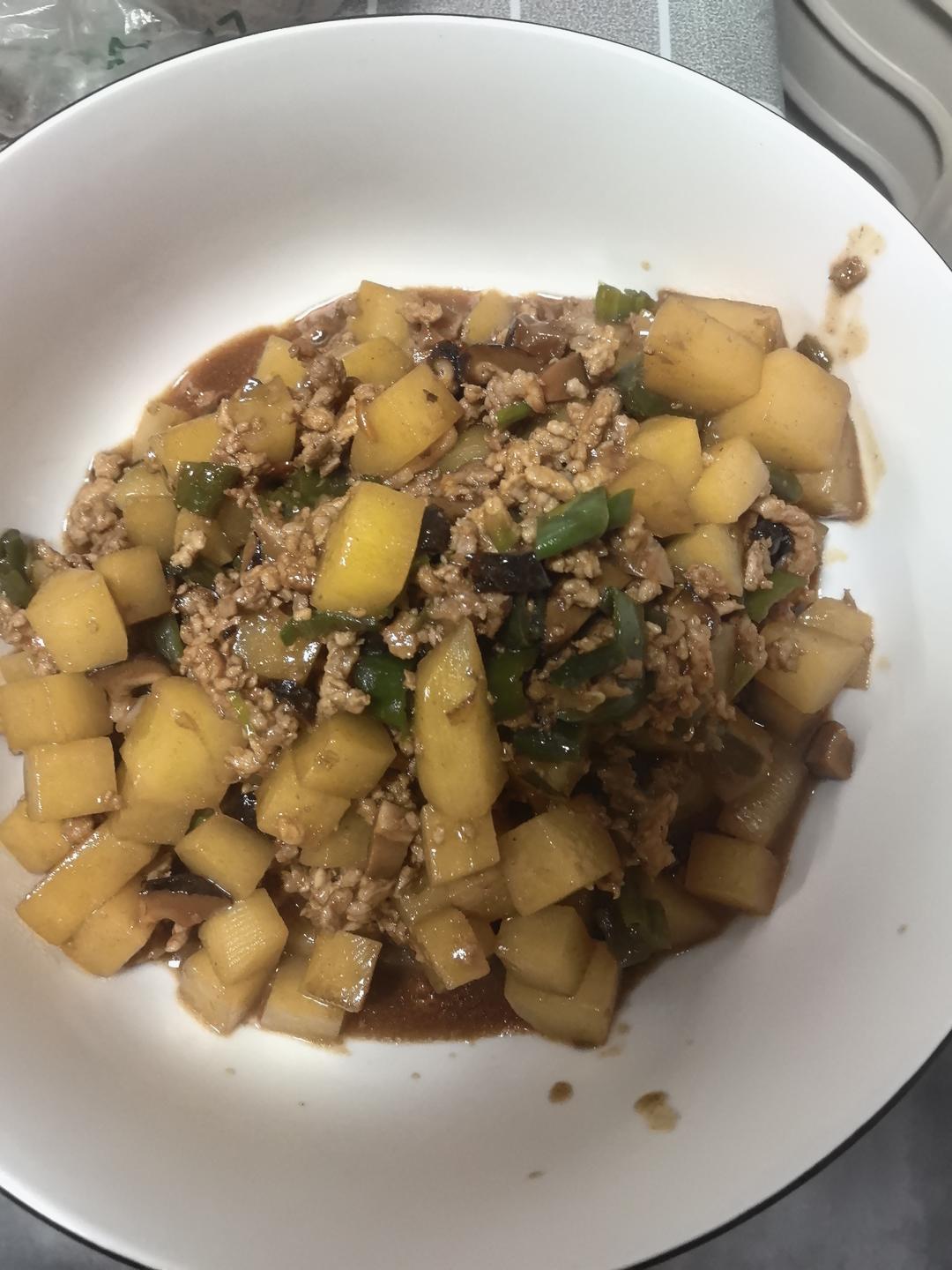 ㊙️香菇土豆肉沫拌饭❗️比外卖还好吃