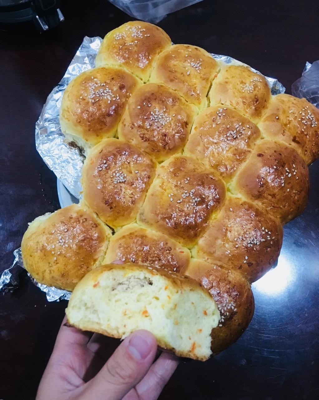 海苔肉松小餐包