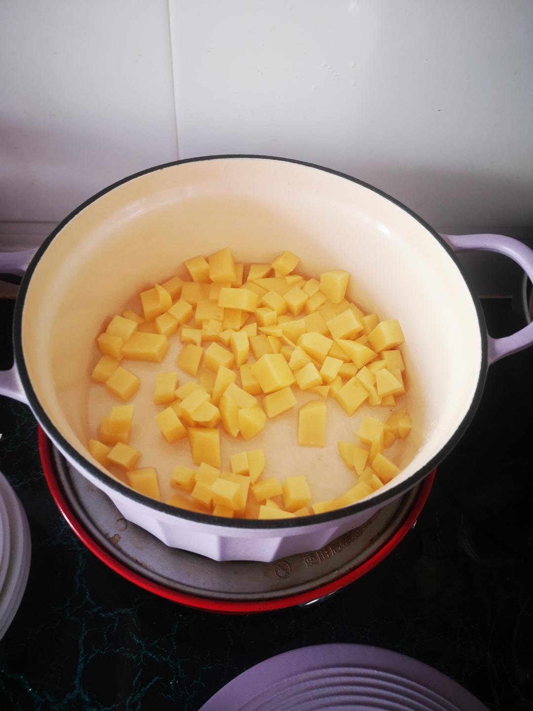 千层白菜肥牛锅【珐琅锅食谱12月】