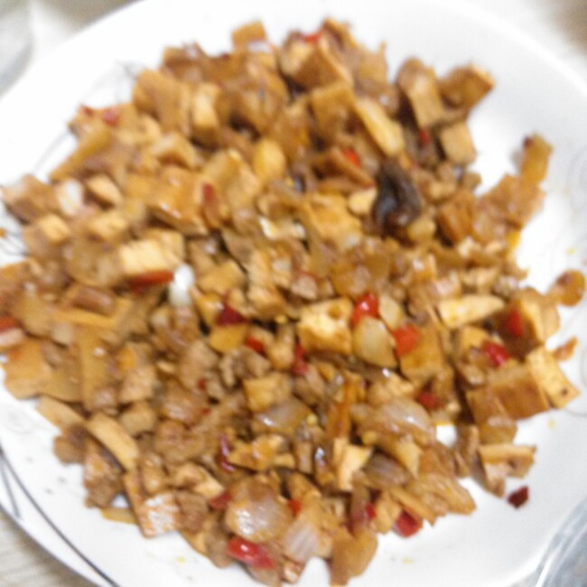 下饭神器---老干妈炒香干