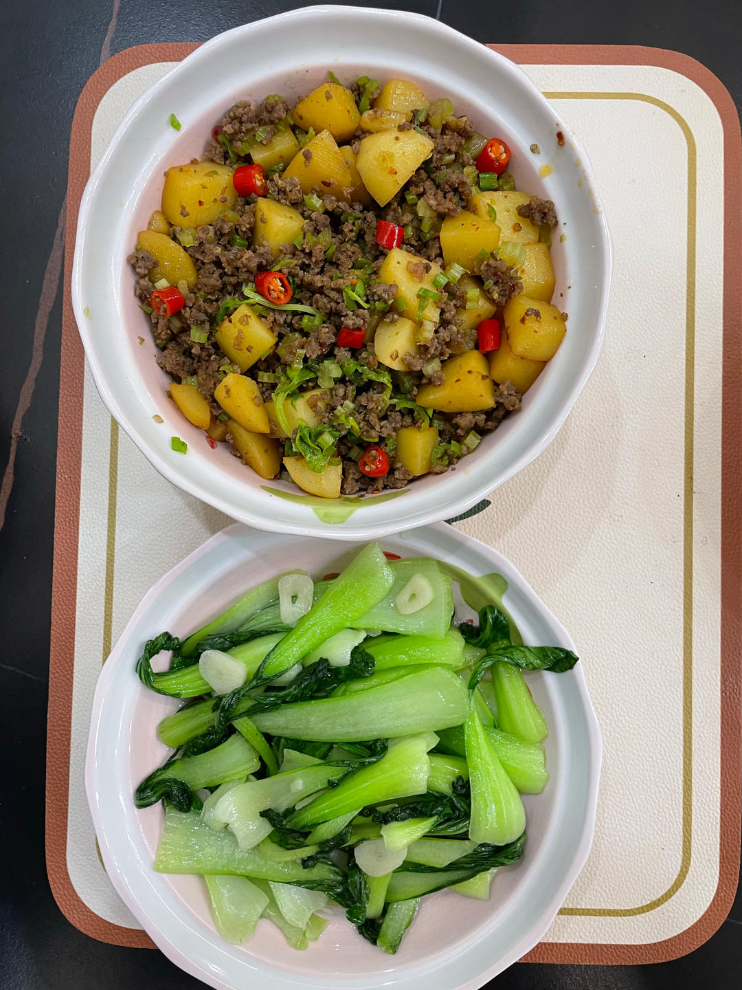 【多汁麻辣牛肉末烧土豆】-15分钟搞定的下饭菜