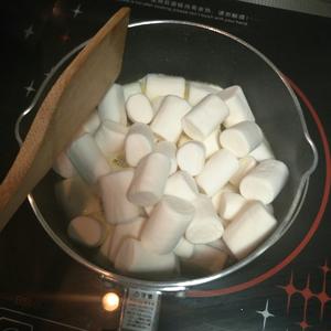 棉花糖版牛轧糖（抹茶 巧克力 原味）的做法 步骤2