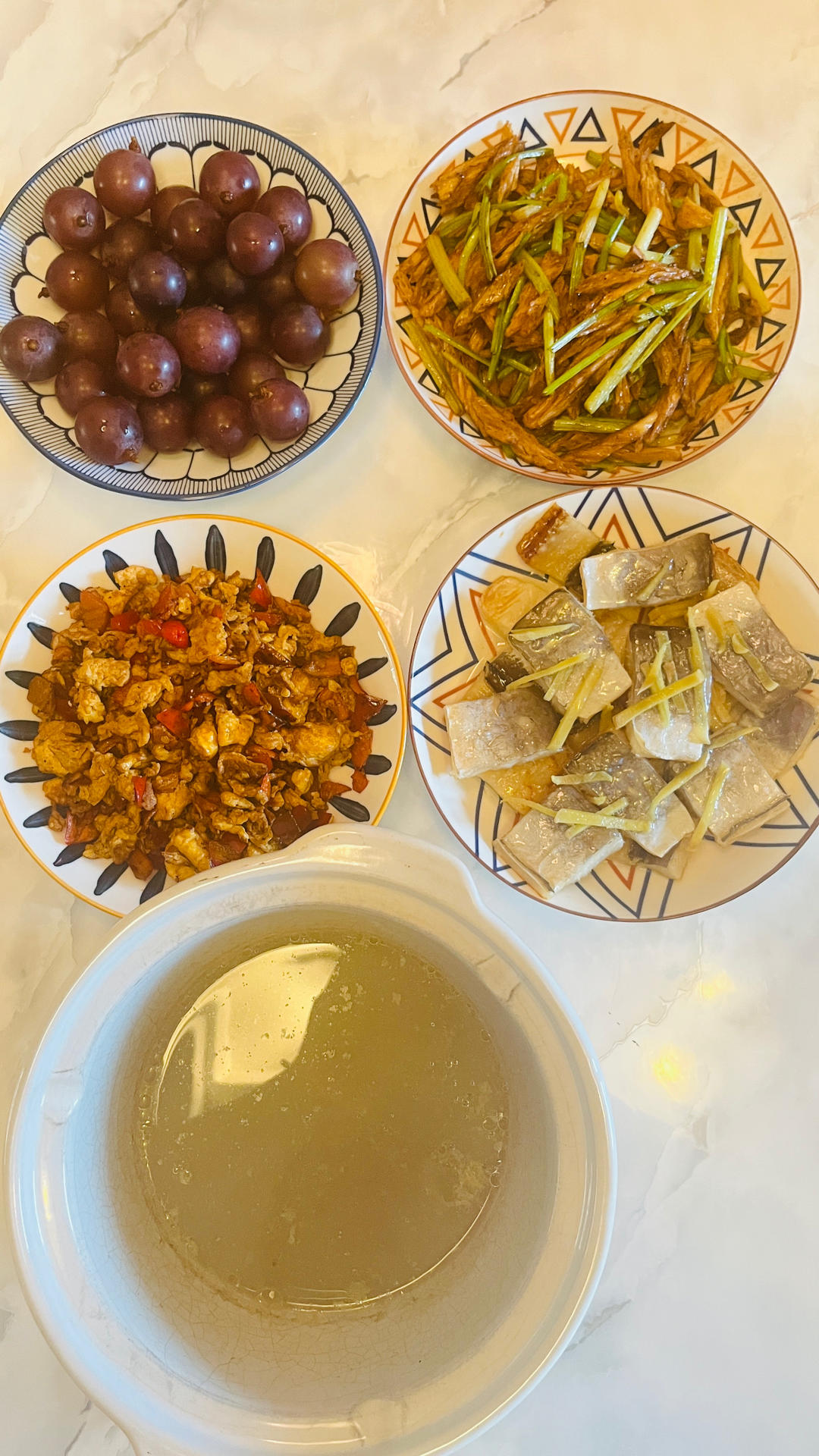 我家的小饭桌