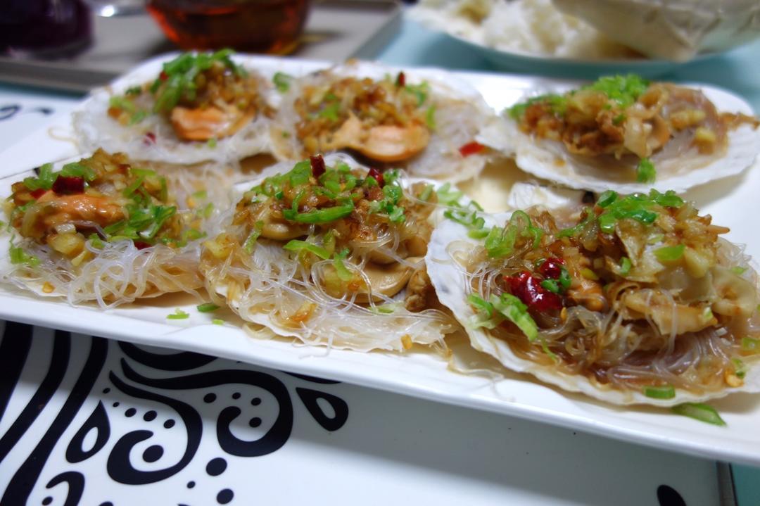 蒜蓉粉丝蒸扇贝
