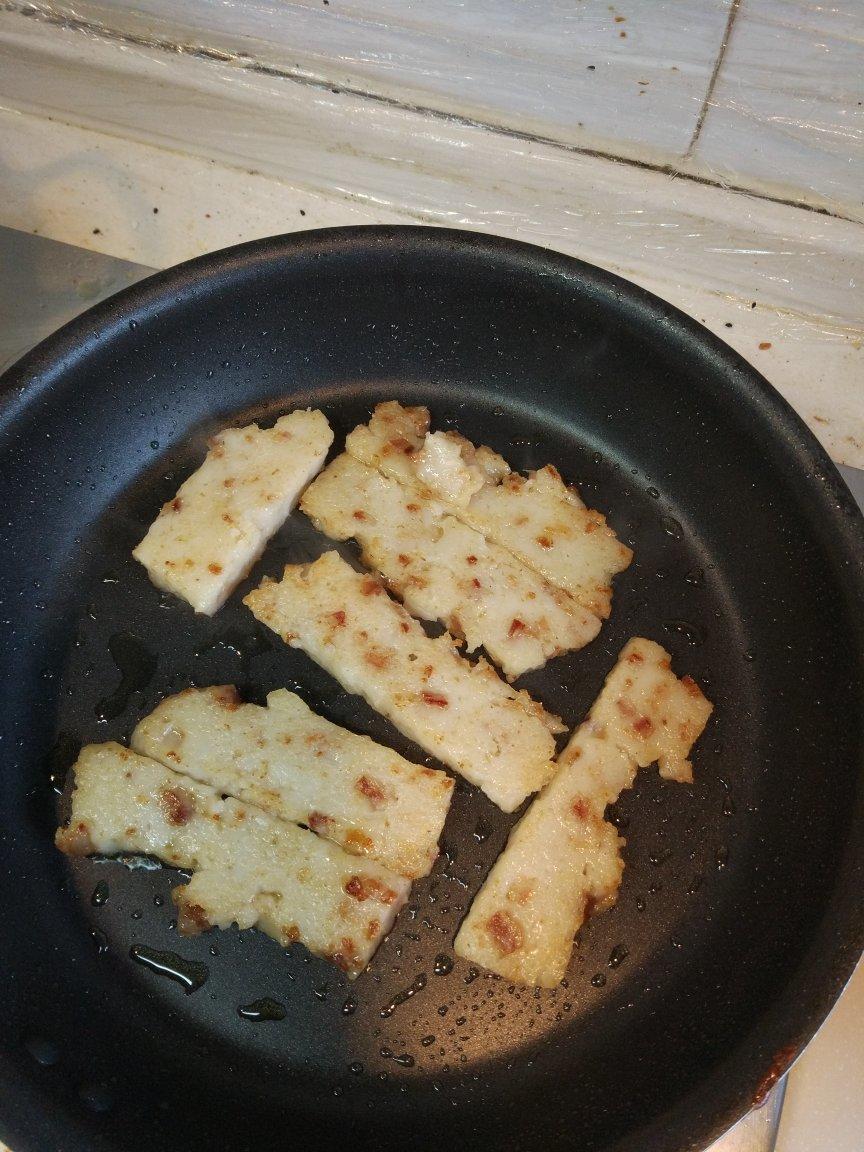 广式腊味萝卜糕