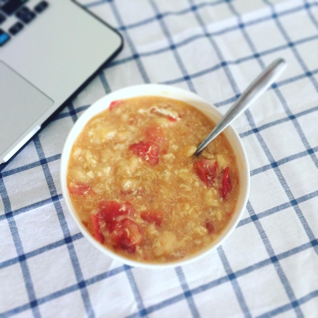 西红柿鸡蛋疙瘩汤