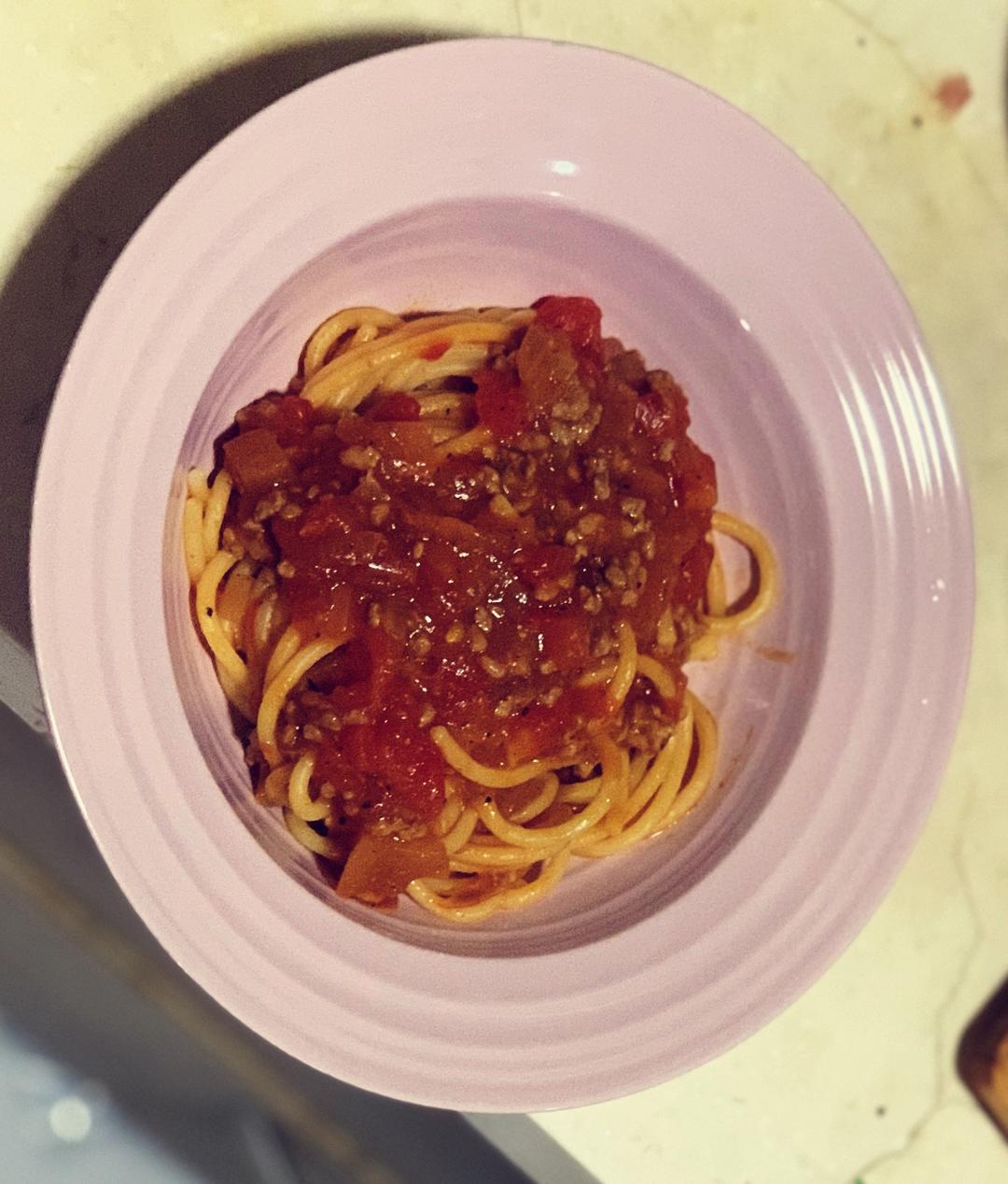 （完胜必胜客的）番茄肉酱意大利面～