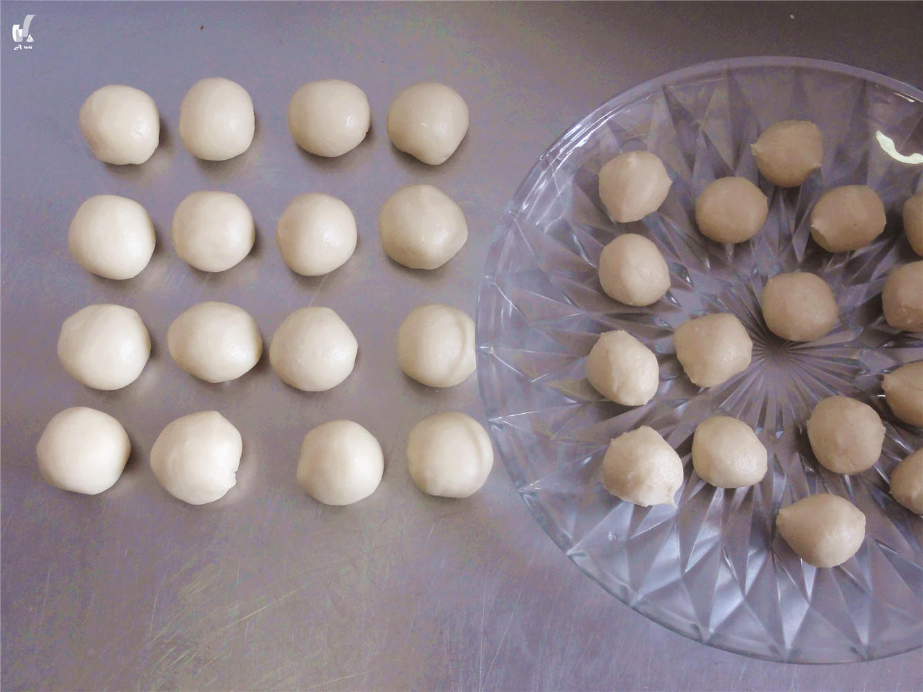 蛋黄酥&网红麻薯蛋黄酥---半圆天地盖包装调整方的做法 步骤7