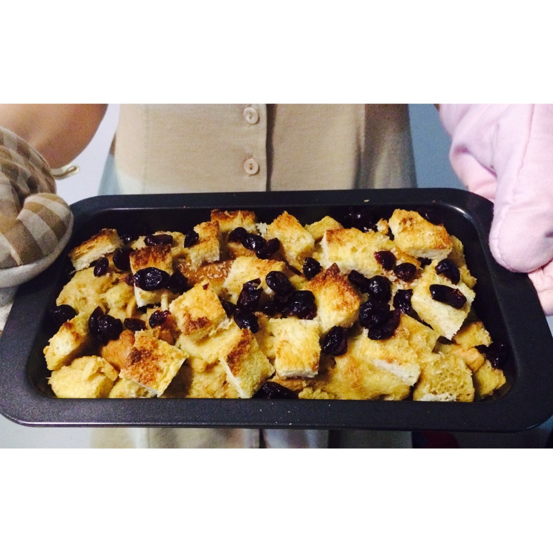 焗烤蔓越梅吐司布丁