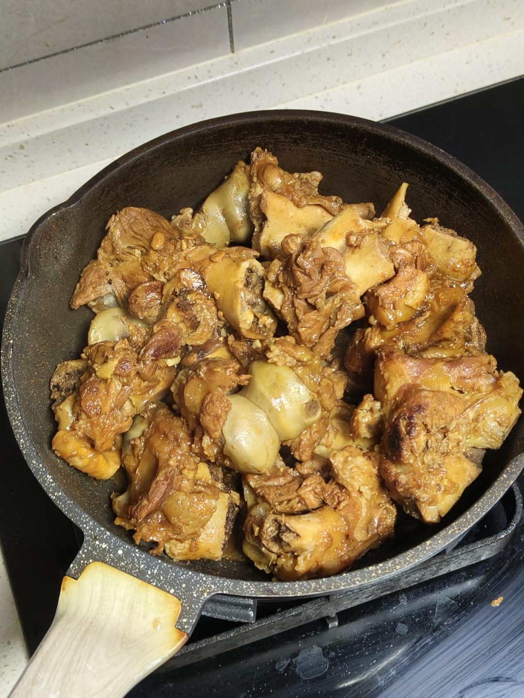 两个人一起炫饭啦！