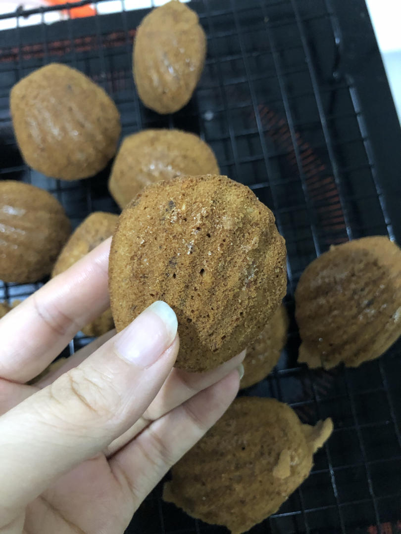 【北鼎烤箱食谱】红糖核桃玛德琳