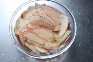【北鼎烤箱食谱】玫瑰苹果花式派的做法 步骤13