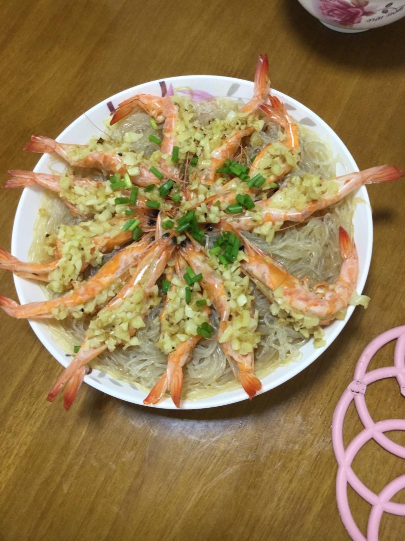 蒜蓉粉丝蒸大虾