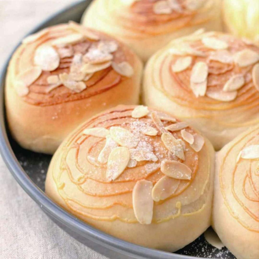 卡仕达杏仁面包的做法