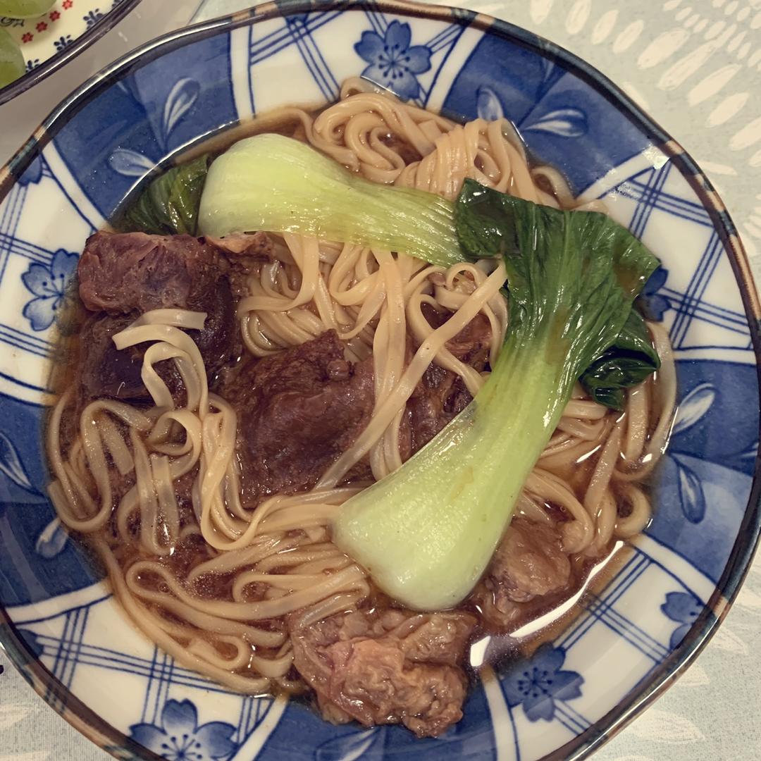 红烧牛肉面