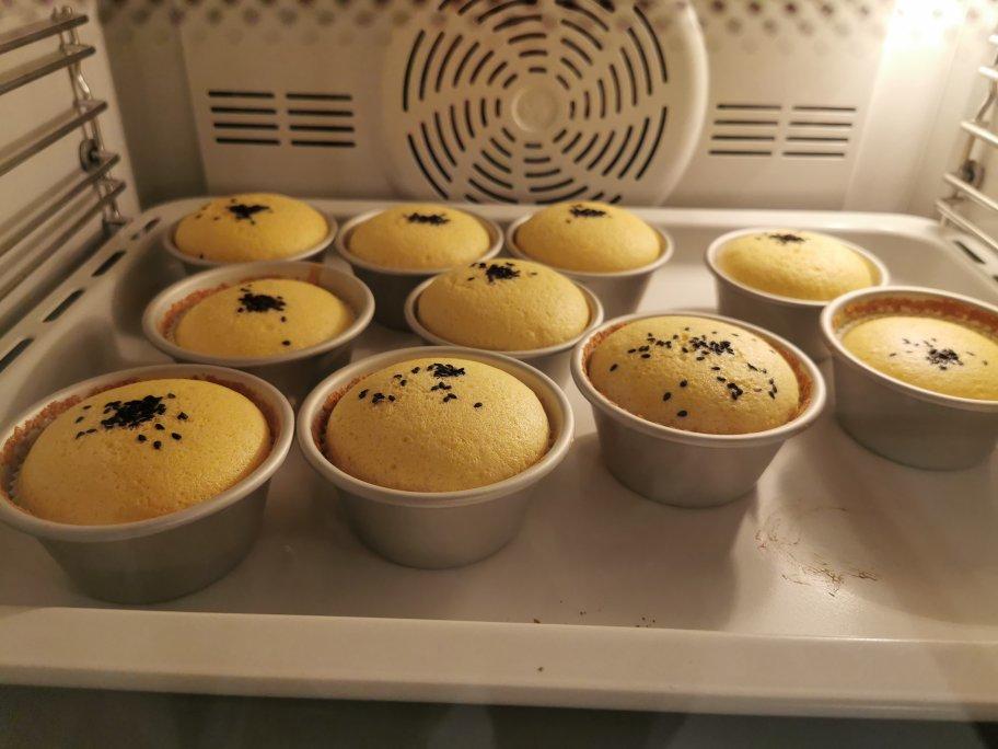 点亮所有的基本款の无水蜂蜜小蛋糕 | s80食谱