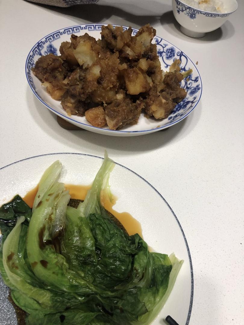 红烧排骨土豆