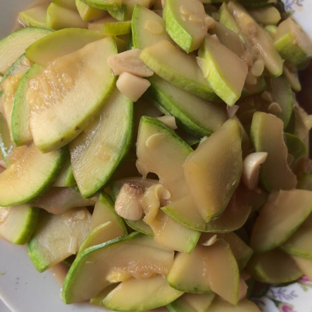 清炒西葫芦，五分钟快手菜