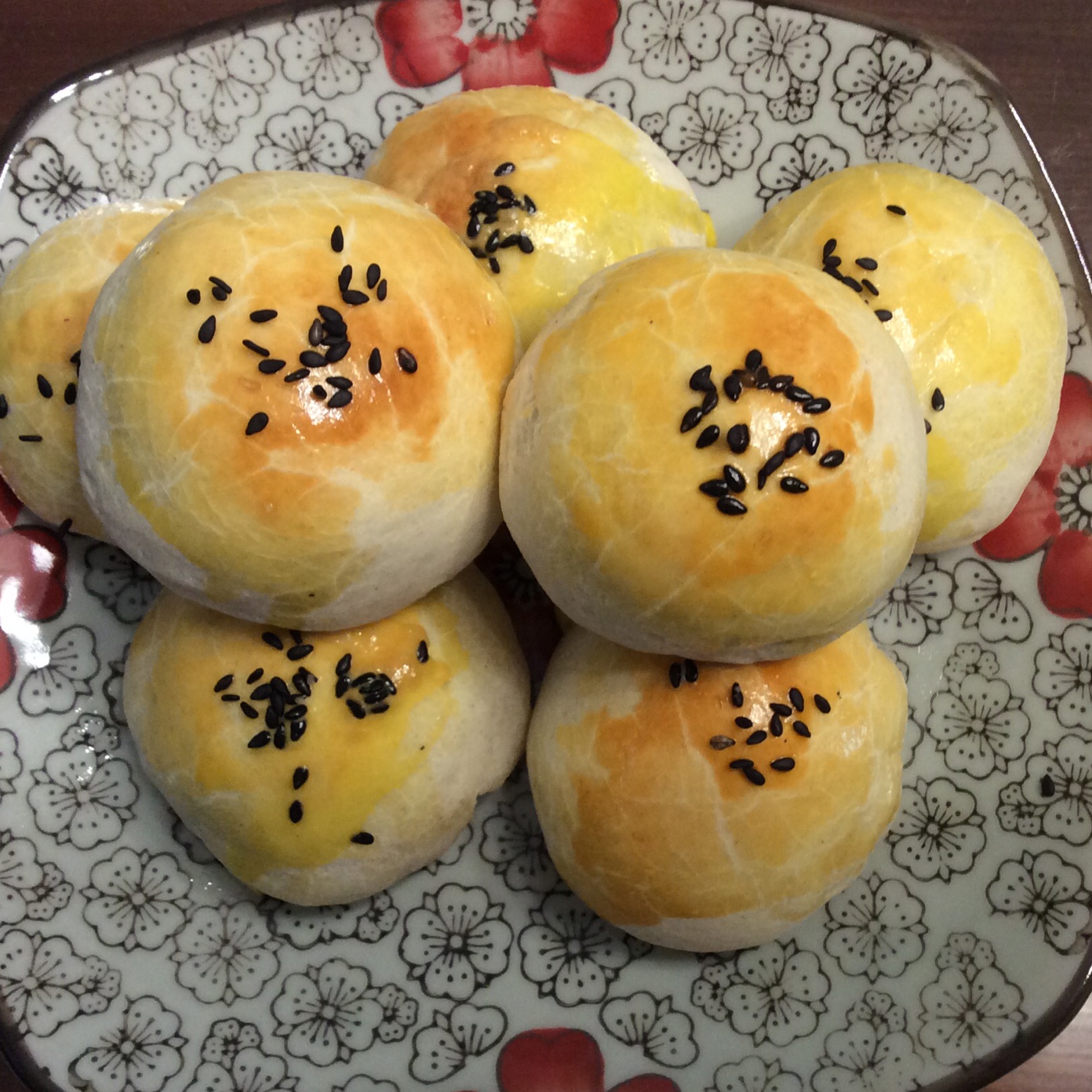 hiang做的酥皮蛋黄月饼