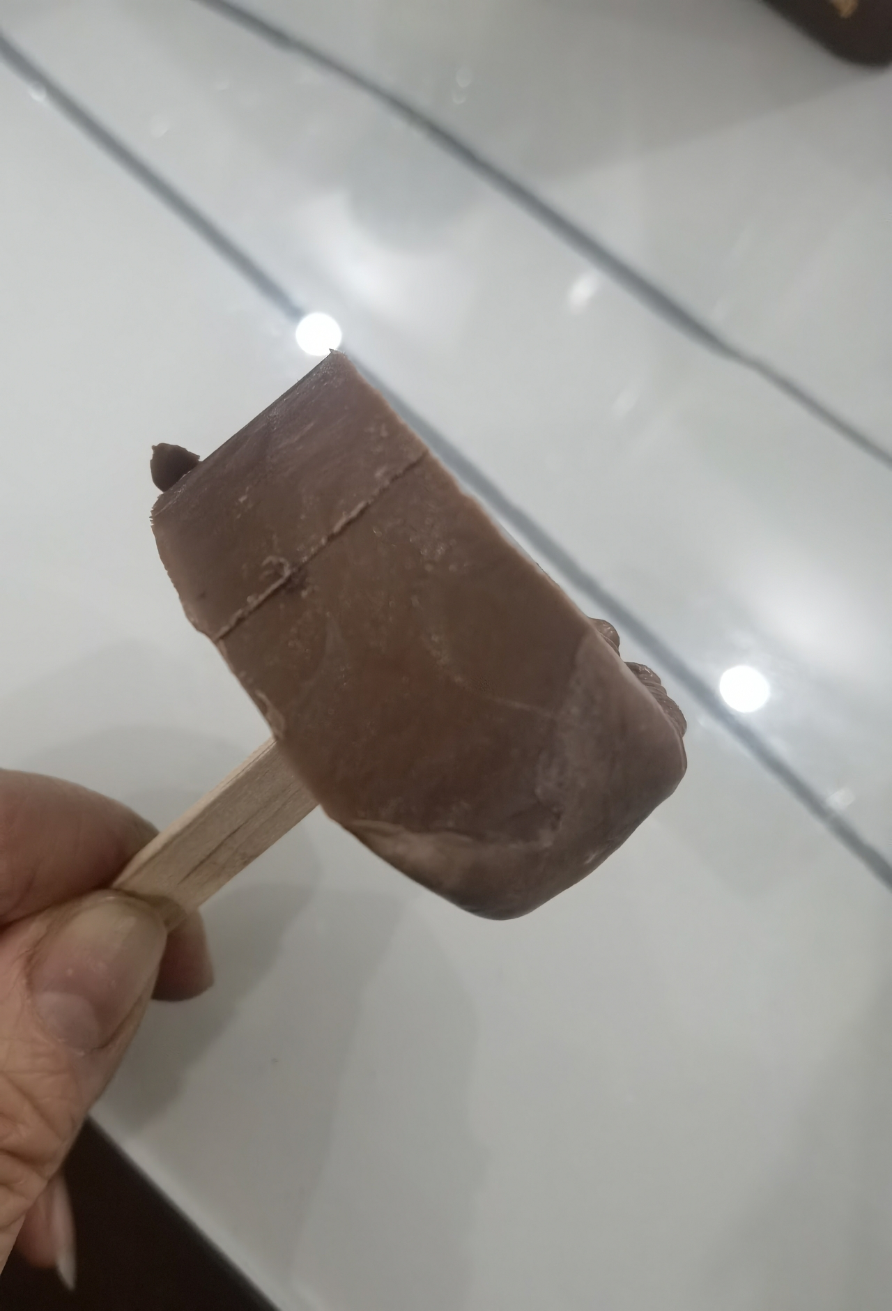 适合天稍微热些吃---浓郁的巧克力冰棒的做法