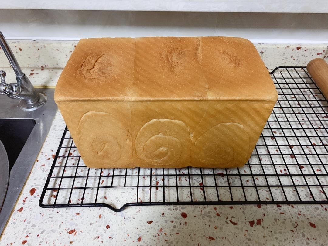 夺命软吐司(๑´ڡ`๑)超软拉丝极速方便的一次发酵吐司