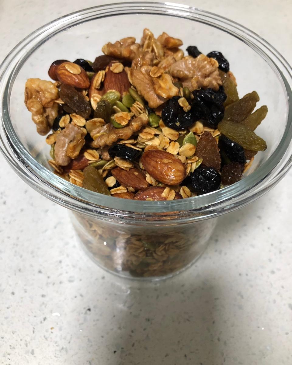 格兰诺拉燕麦片
