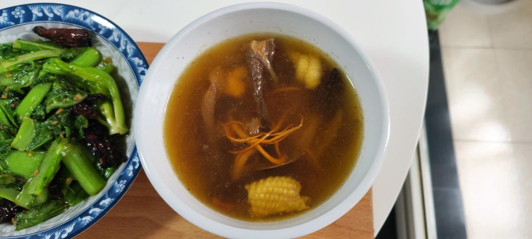有滋有味减肥餐～五彩菌菇炖鸡