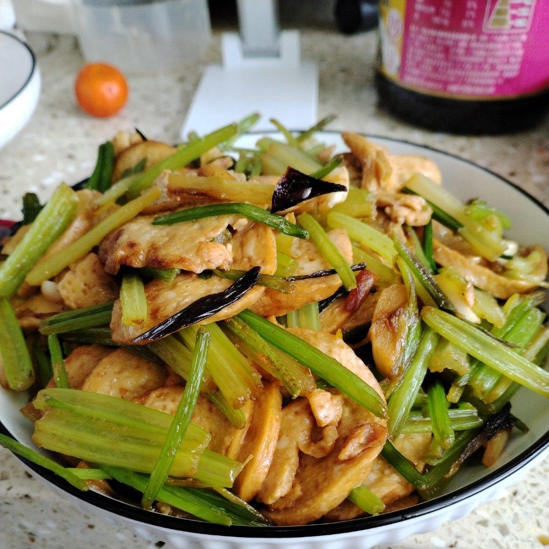 香干炒芹菜