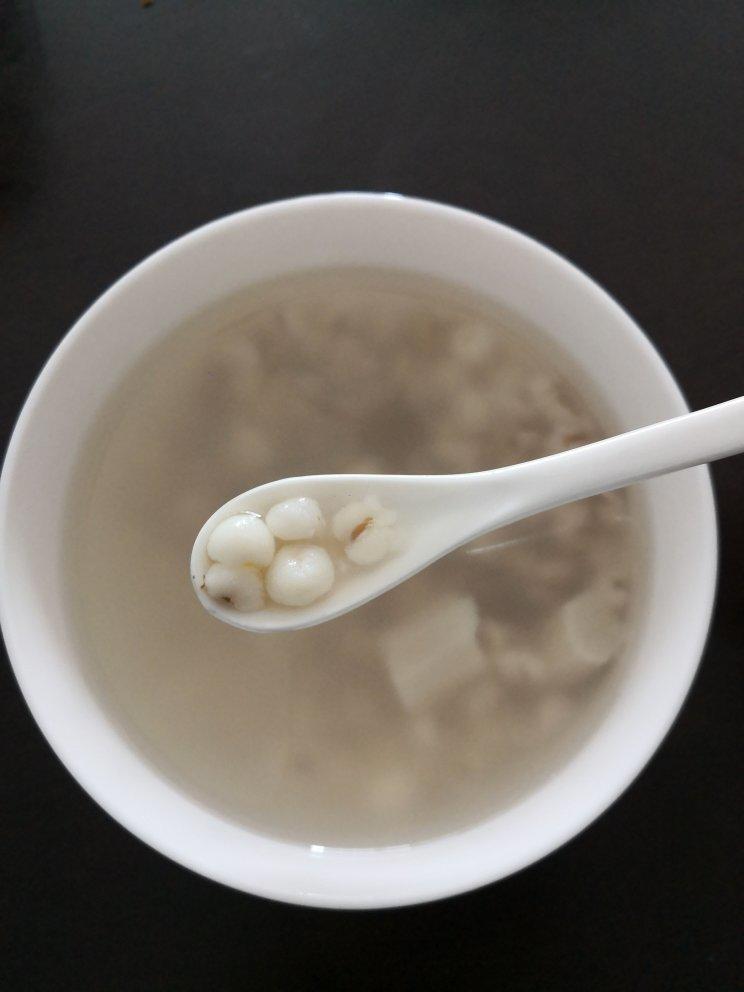 芡实薏米山药羹（健脾养胃祛湿）