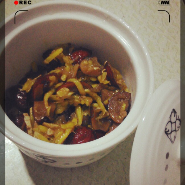 蜂蜜红枣姜茶